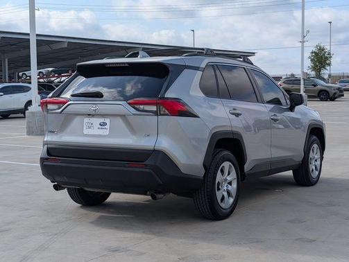 Silver Sky 2021 Toyota RAV4 LE