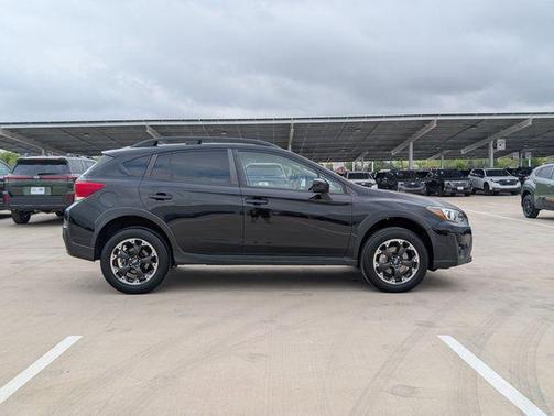 Crystal Black Silica 2022 Subaru Crosstrek Premium
