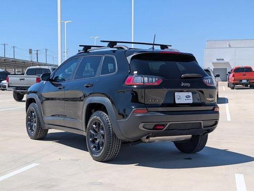 2021 Jeep Cherokee Trailhawk