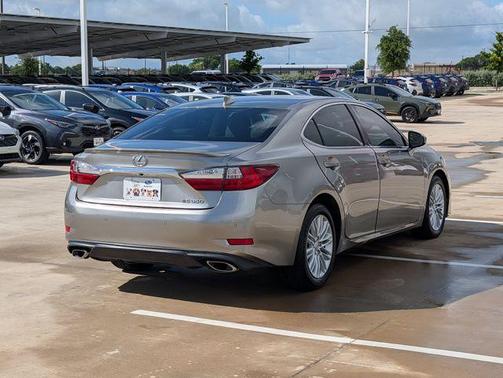 Silver 2017 Lexus ES 350 Base