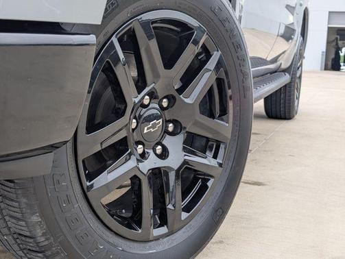 Slate Gray Metallic 2024 Chevrolet Silverado 1500 LT Trail Boss