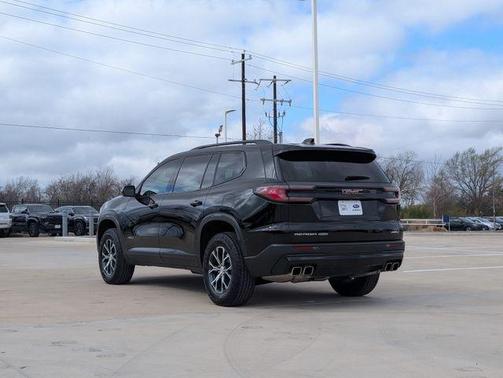 2024 GMC Acadia AT4