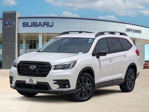 Crystal White Pearl 2022 Subaru Ascent Onyx Edition