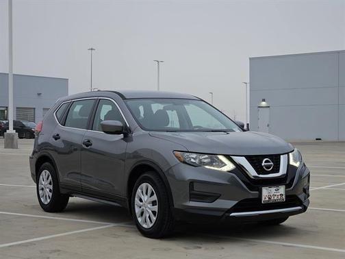 2017 Nissan Rogue S