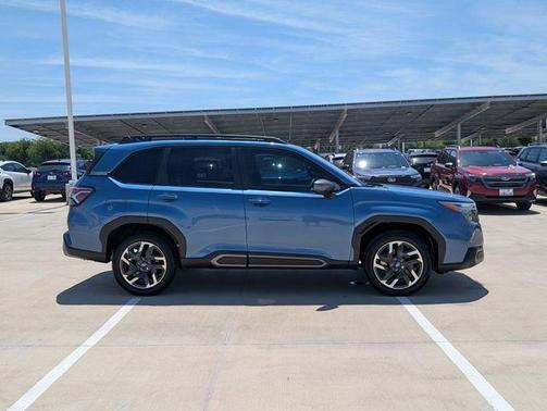 Horizon Blue 2025 Subaru Forester Limited