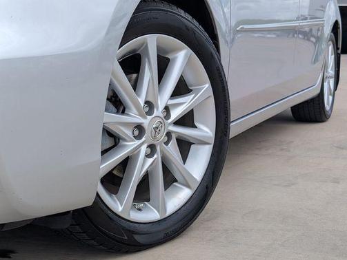 Classic Silver Metallic 2013 Toyota Prius v Five