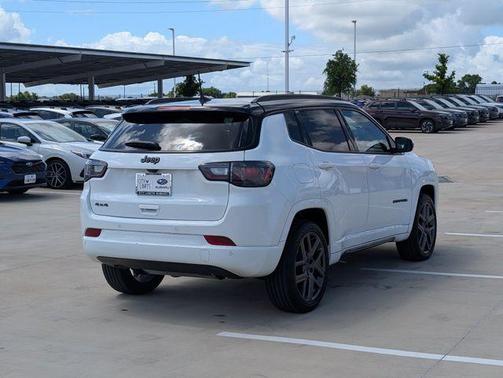 Bright White Clearcoat 2025 Jeep Compass Limited