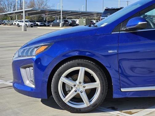 2020 Hyundai IONIQ Hybrid Limited