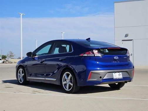 2020 Hyundai IONIQ Hybrid Limited