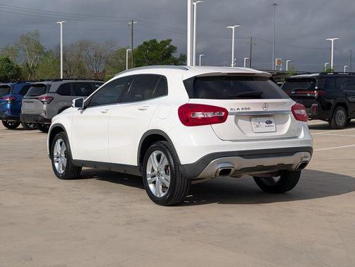 2020 Mercedes-Benz GLA 250 Base