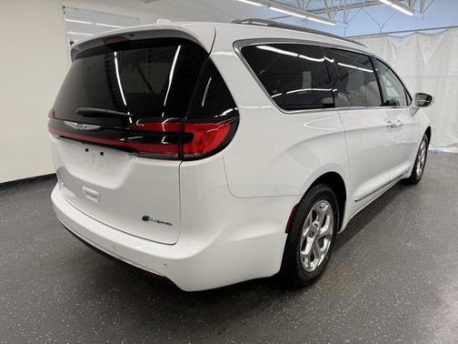 2021 Chrysler Pacifica Hybrid Limited
