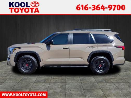 2025 Toyota Sequoia Base