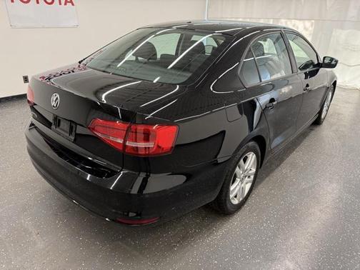 2015 Volkswagen Jetta 2.0L S