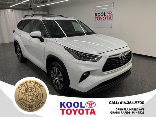 2023 Toyota Highlander XLE