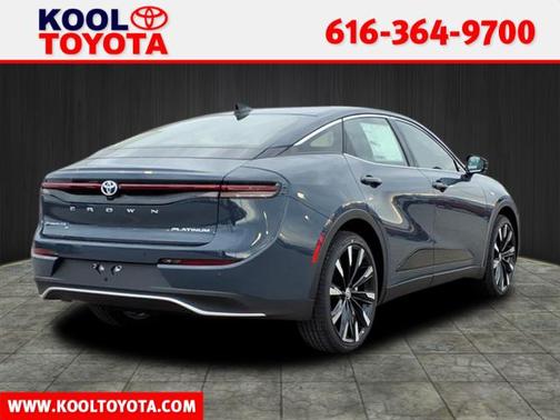 2026 Toyota Crown Platinum