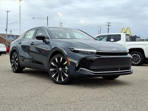 2026 Toyota Crown Platinum