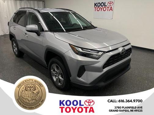 2024 Toyota RAV4 XLE