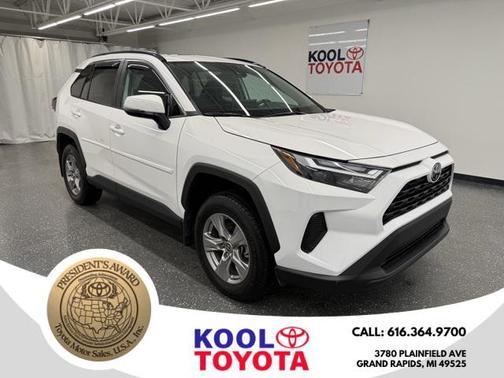 2022 Toyota RAV4 XLE