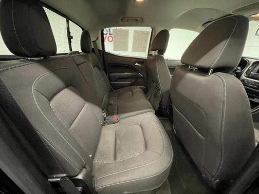 2017 GMC Canyon SLE