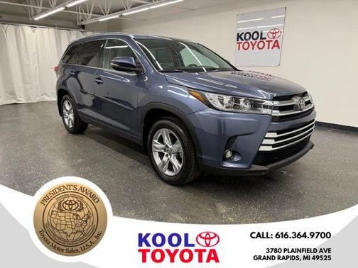 Shoreline Blue Pearl 2019 Toyota Highlander Limited
