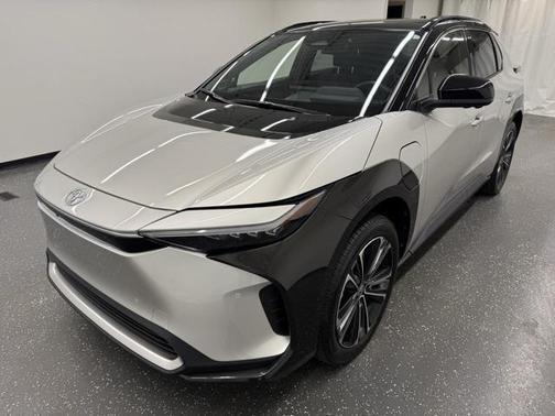 2023 Toyota bZ4X Limited