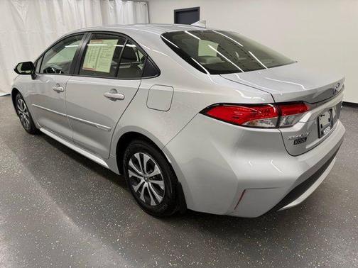 2022 Toyota Corolla Hybrid LE