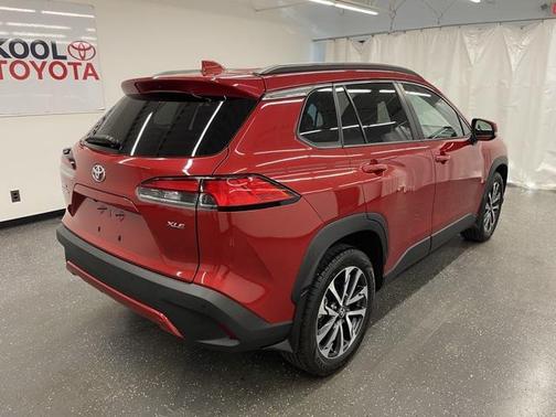2022 Toyota Corolla Cross XLE