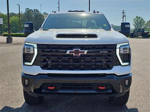 2025 Chevrolet Silverado 2500 4WD Crew Cab Standard Bed ZR2
