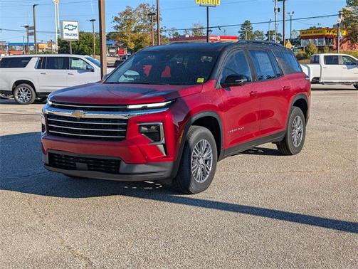 2025 Chevrolet Traverse LT