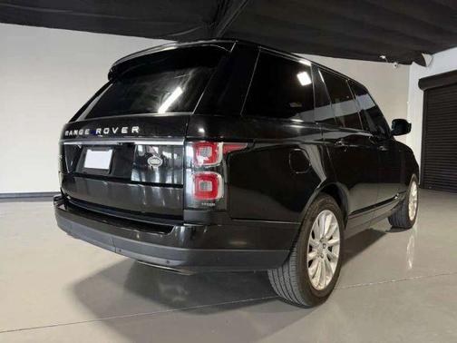 Santorini Black 2020 Land Rover Range Rover HSE