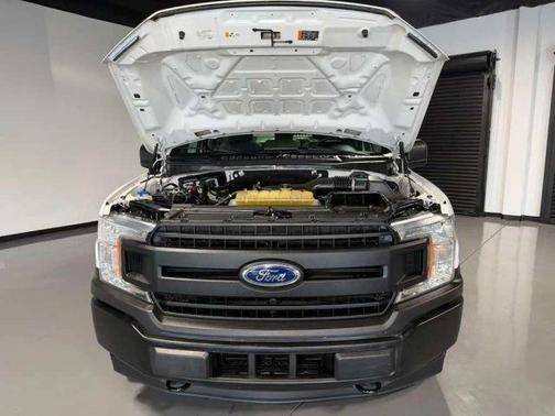 White 2019 Ford F-150 XL