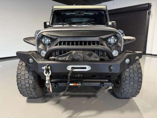 Gray 2018 Jeep Wrangler JK Sport
