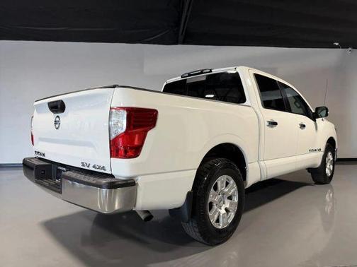 White 2018 Nissan Titan SV