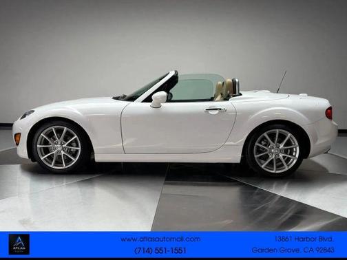 Crystal White Pearl Mica 2012 Mazda MX-5 Miata Grand Touring