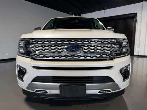 White 2019 Ford Expedition Max Platinum