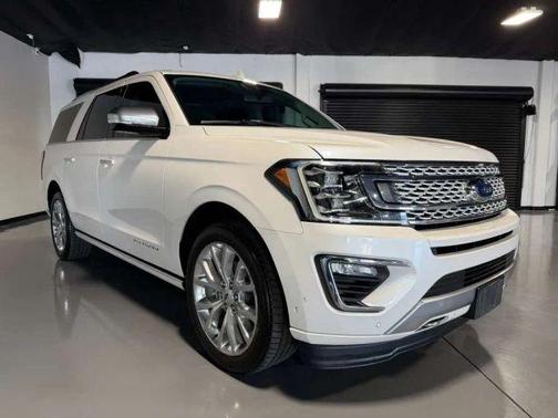 White 2019 Ford Expedition Max Platinum
