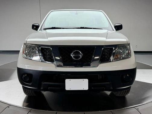 Glacier White 2016 Nissan Frontier S