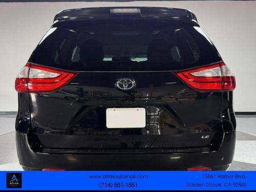 Black 2017 Toyota Sienna LE