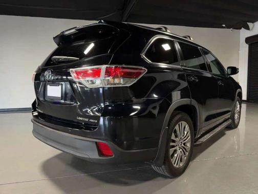 Black 2015 Toyota Highlander Limited Platinum