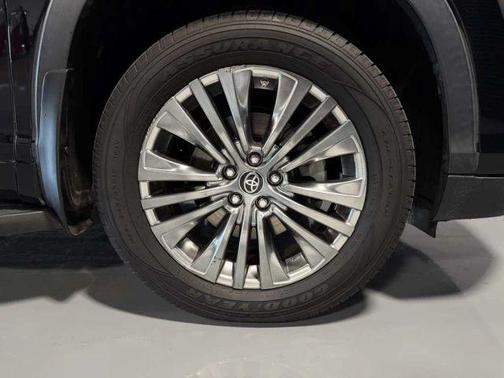 Black 2015 Toyota Highlander Limited Platinum