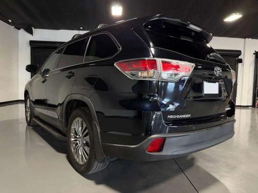 Black 2015 Toyota Highlander Limited Platinum