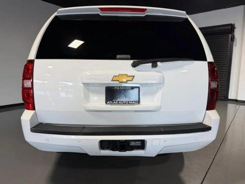 White 2013 Chevrolet Suburban 1500 LT
