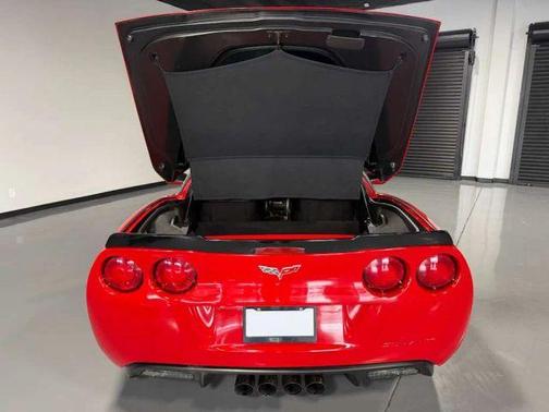 Red 2005 Chevrolet Corvette