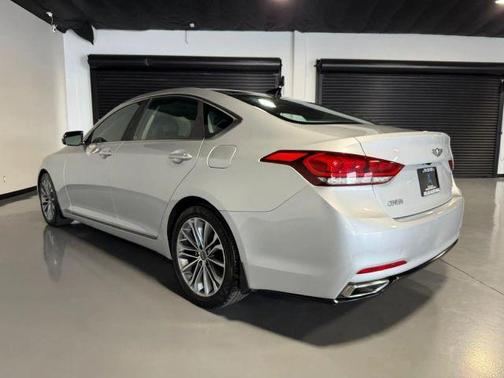 Santiago Silver 2015 Hyundai Genesis 3.8