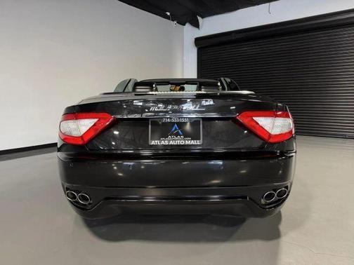 Black 2013 Maserati GranTurismo Base