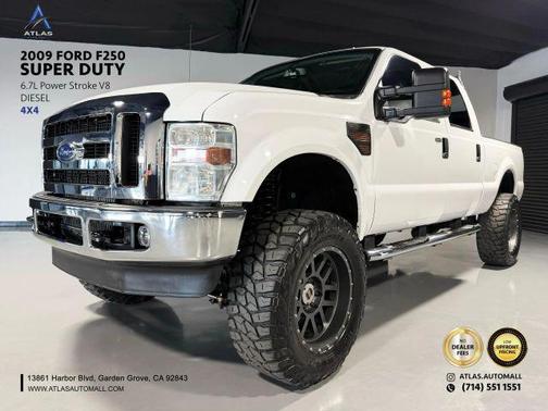 White 2009 Ford F-250 Lariat