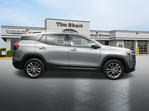 Sterling Metallic 2024 GMC Terrain SLT