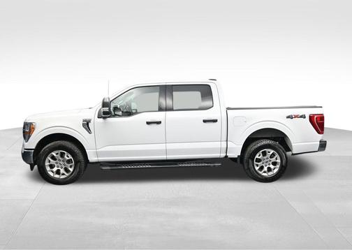 Oxford White 2022 Ford F-150 XLT