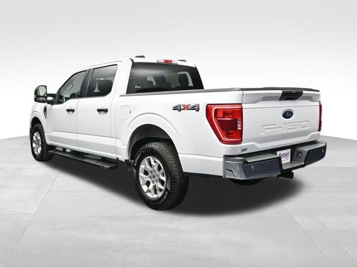 Oxford White 2022 Ford F-150 XLT