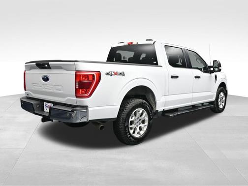 Oxford White 2022 Ford F-150 XLT